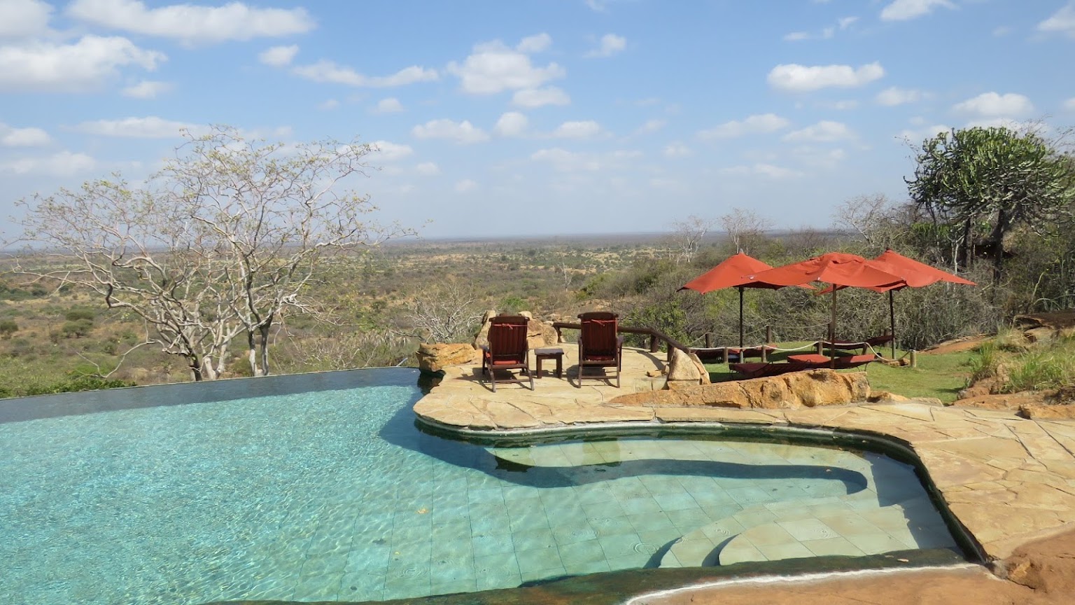 6 Days 5 Nights Meru – Samburu – Treetops – Nakuru Safari